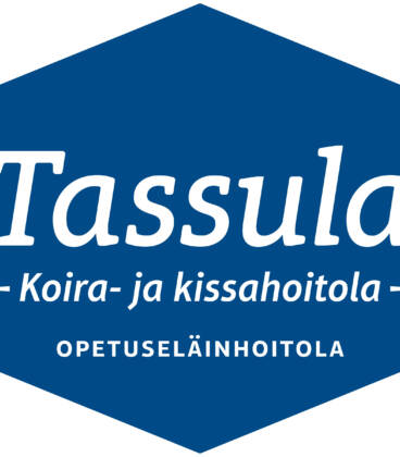 Sininen kuusikulmio, jonka keskellä lukee valkoisella Tassula - koira- ja kissahoitola -opetuseläinhoitola.